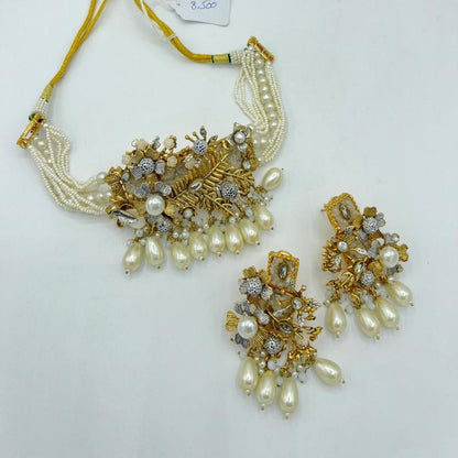 Elegant Crush Choker with Hanging White Stones – Naseem Fashion Hub