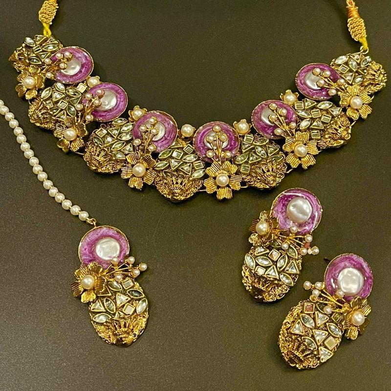 Kundan Necklace Set with Bindya and Earrings