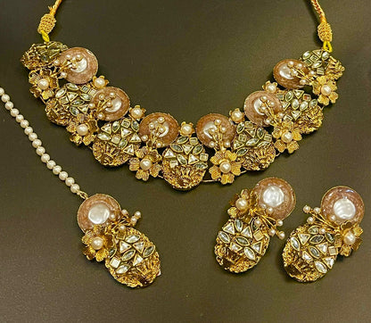 Kundan Necklace Set with Bindya and Earrings