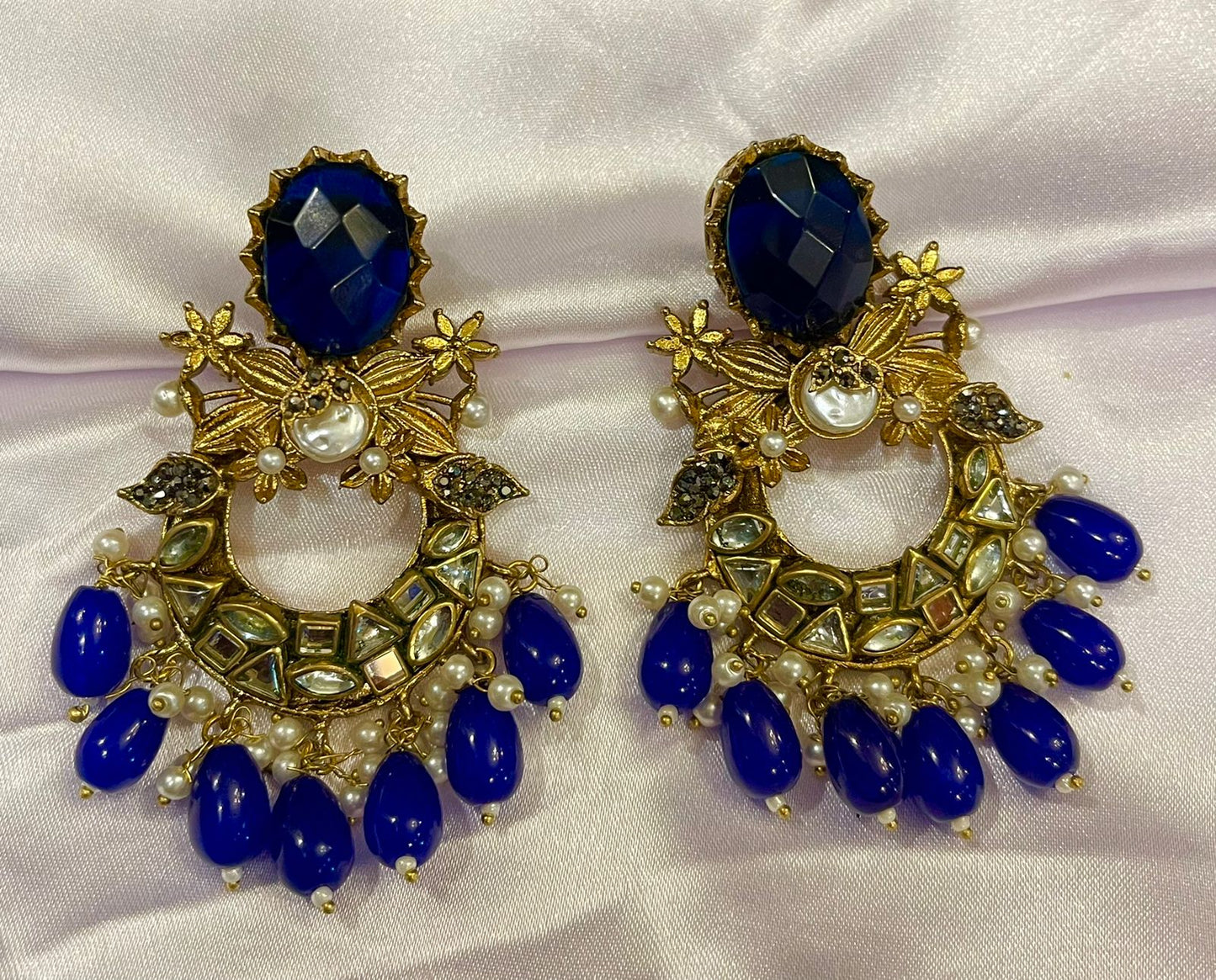 Kundan Earrings - Classic Traditional Elegance | Naseem Fashion Hub